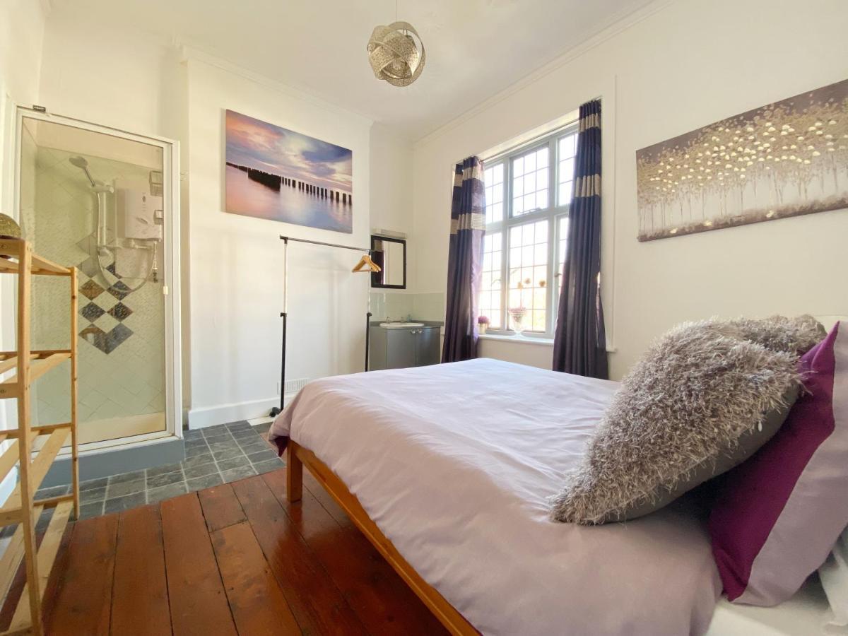 The Table House Close To Town & Beach Free Parking Bournemouth Kültér fotó
